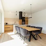Sunny Escape - With Terrace