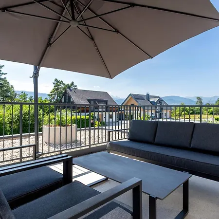 Apartman Sunny Escape - With Terrace *