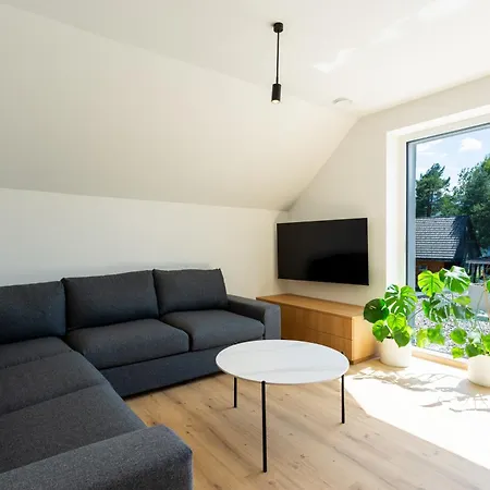Apartman Sunny Escape - With Terrace Lesce (Upper Carniola)
