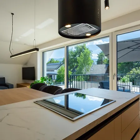 Sunny Escape - With Terrace *