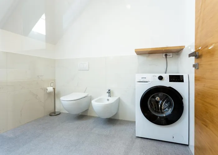 Sunny Escape - With Terrace *