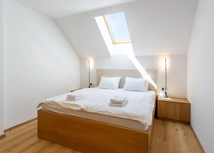 Sunny Escape - With Terrace *