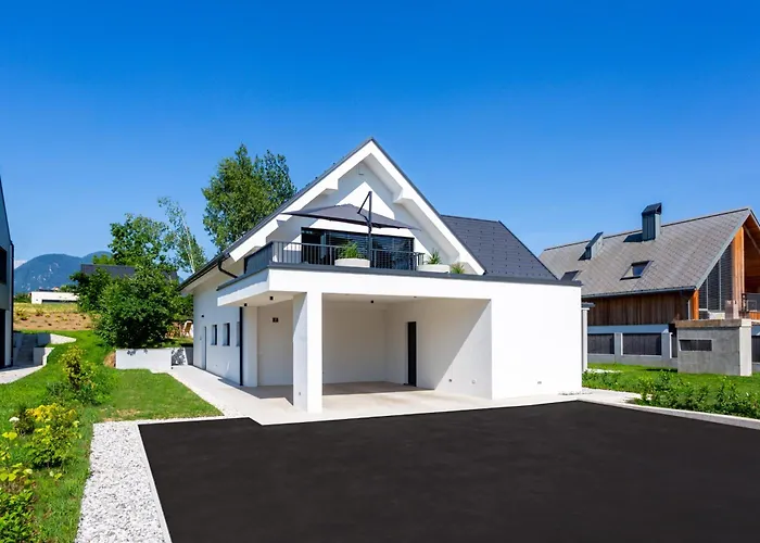 Sunny Escape - With Terrace * Lesce (Upper Carniola)