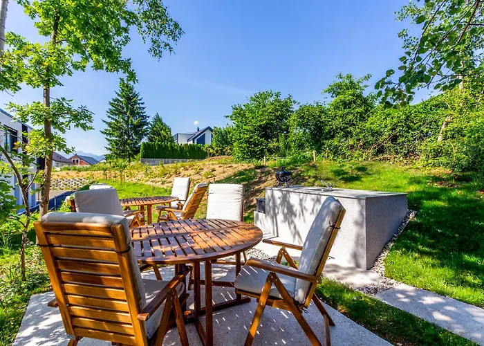 Sunny Escape - With Terrace Lesce (Upper Carniola)